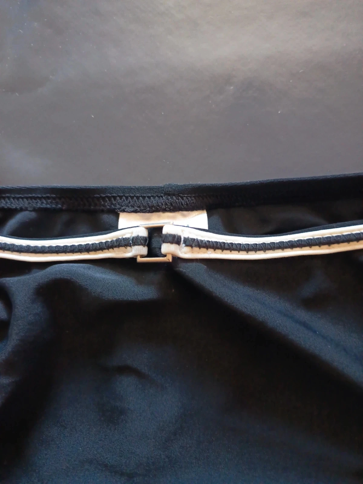 Maié de banho preto e branco – photo 3